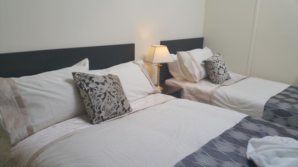 Redroofs Hotel Stockton-on-Tees Bagian luar foto