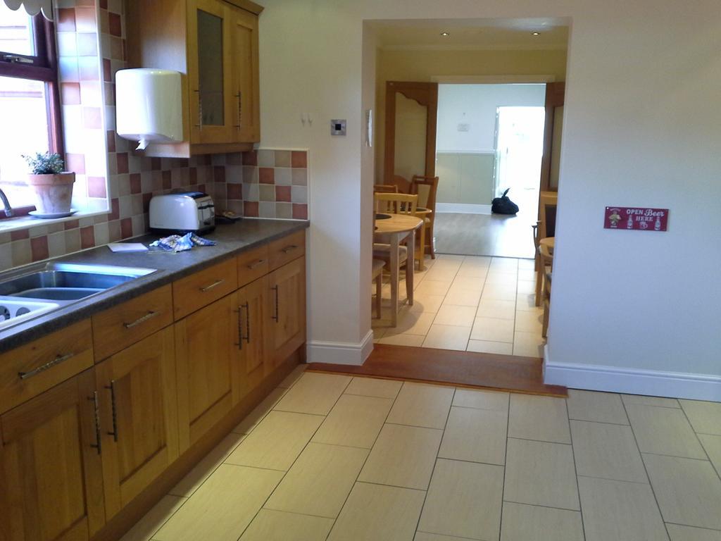 Redroofs Hotel Stockton-on-Tees Bagian luar foto