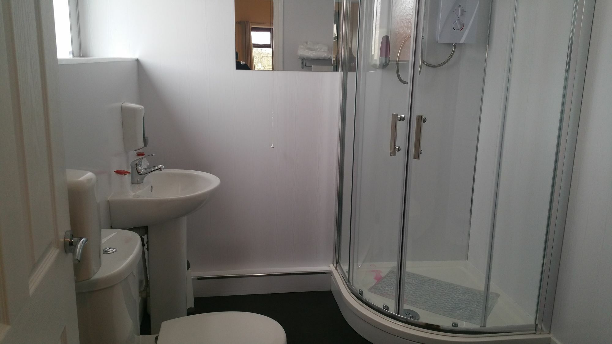 Redroofs Hotel Stockton-on-Tees Bagian luar foto