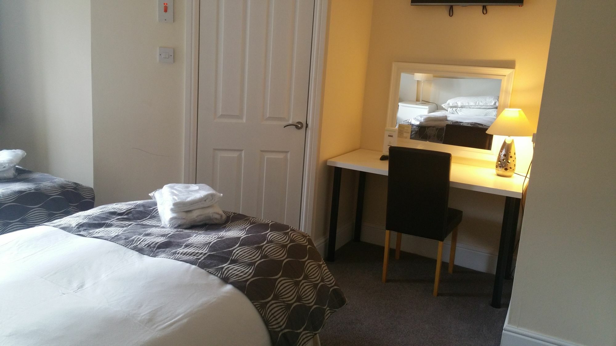 Redroofs Hotel Stockton-on-Tees Bagian luar foto